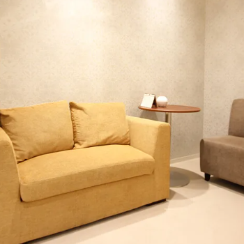 高崎TAクリニックのほくろ除去を受ける前の待合室