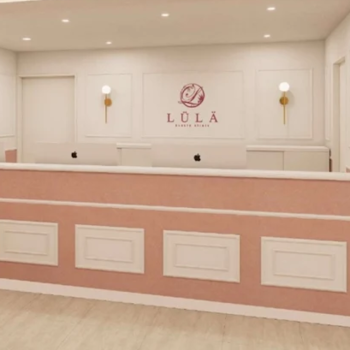 ルラ美容クリニック 福岡本院のほくろ除去を受ける前の受付