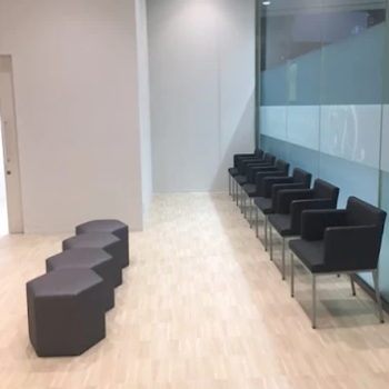 なかぞのスキンクリニック博多のほくろ除去を受ける前の待合室