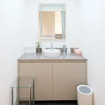 アークリシュ美容皮フ科クリニックのシミ取りを受けた後のパウダールーム