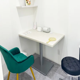 L'or Clinic Omotesando 札幌院の二重整形を受ける前のカウンセリングルーム