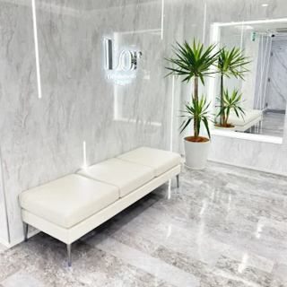 L'or Clinic Omotesando 札幌院の二重整形を受ける前の待合室