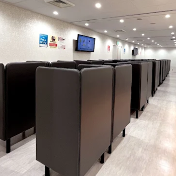 湘南美容クリニック 北海道3院の二重整形を受ける前の待合室