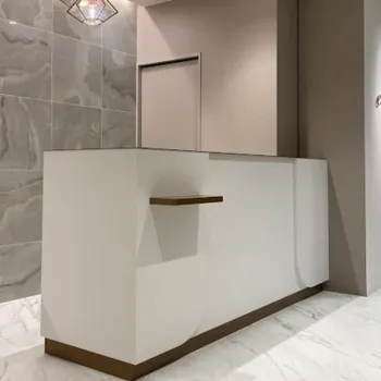 e-clinic 横浜みなとみらい院の二重整形を受ける前の受付