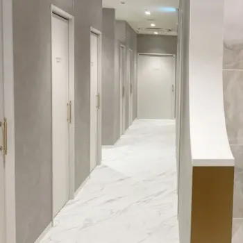 e-clinic 横浜みなとみらい院の院内の様子