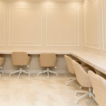 ルラ美容クリニック 横浜院のほくろ除去の待合スペース