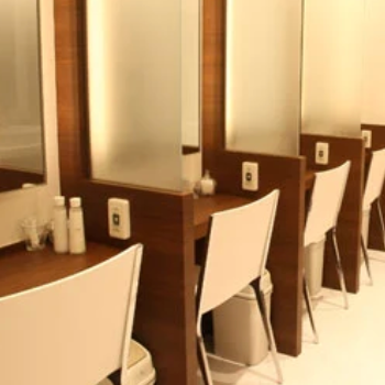 品川美容外科 横浜院のほくろ除去を受けた後のパウダールーム