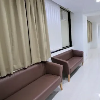 湘南皮膚科クリニック 町田院のほくろ除去を受ける前の待合室