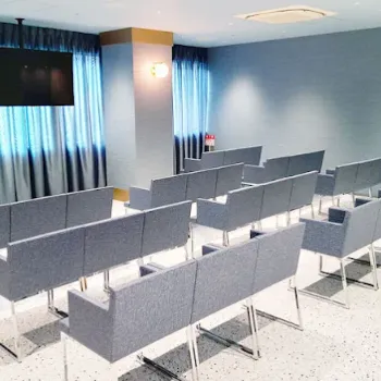 品川美容外科 町田院のほくろ除去を受ける前の待合室