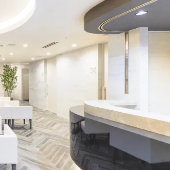 小田ひ尿器科・ふみこ皮フ科のほくろ除去を受ける前の受付