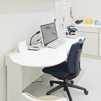 三番町SAORI皮膚科のほくろ除去を受ける前の診察室