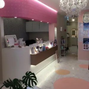 ももスキンクリニックのほくろ除去を受ける前の受付