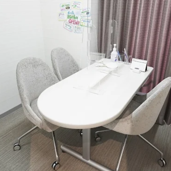 水の森美容クリニック 名古屋院のシミ取りを受ける前のカウンセリングルーム