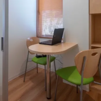 牧野皮膚科形成外科クリニックのほくろ除去を受ける前のカウンセリング室