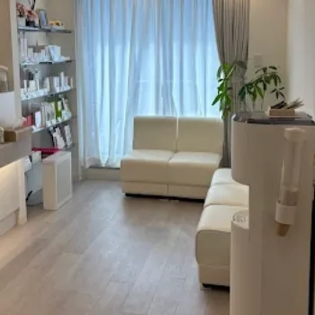 ライフビューティークリニック大宮のほくろ除去を受ける前の待合スペース