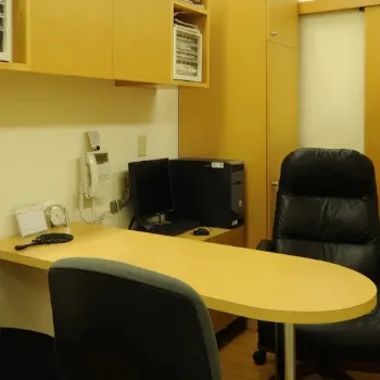 城本クリニック 大宮院のほくろ除去を受ける前の診察室