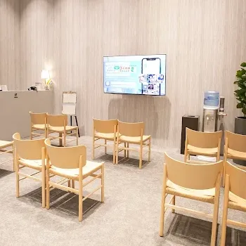 ミセルクリニックのシミ取りを受ける前の待合室