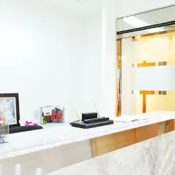 大阪梅田皮フ科スキンクリニックのシミ取りを受ける前の受付