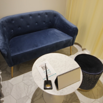 川越TAクリニックアソシエのほくろ除去を受ける前のカウンセリングルーム