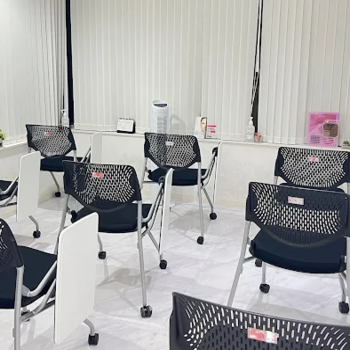 TCB東京中央美容外科 埼玉5院のほくろ除去を受ける前の待合室