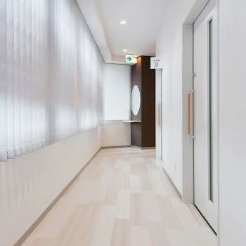 桑園オリーブ皮膚科クリニックの院内の様子