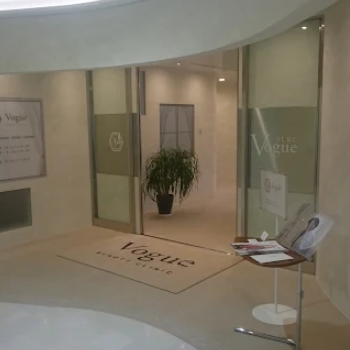 札幌ル・トロワ ビューティクリニックVogueの入り口の様子