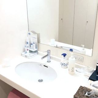 桑園オリーブ皮膚科クリニックのほくろ除去を受けた後のパウダールーム
