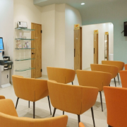 仙台駅ちゅら皮ふ科のシミ取りを受ける前の待合室