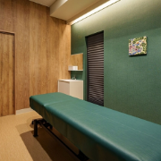 仙台駅ちゅら皮ふ科のシミ取りを受ける施術室