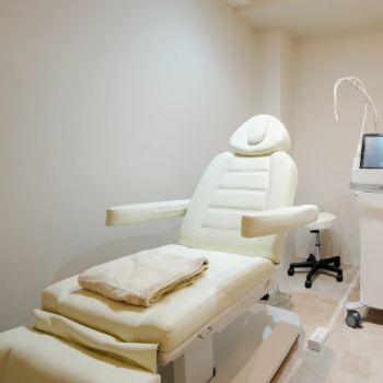 スノークリニック仙台のシミ取りを受ける施術室