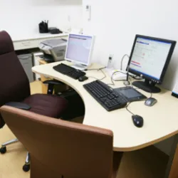 グリーンウッドスキンクリニック立川のほくろ除去を受ける前の診察室