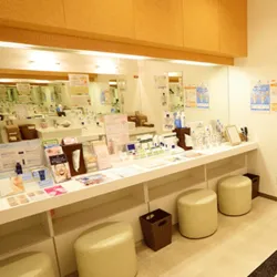 立川皮膚科クリニックのほくろ除去を受けた後のパウダールーム