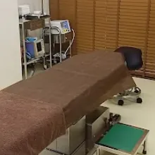 藤井美容外科のほくろ除去を受ける施術室