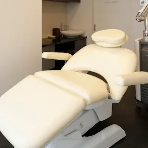 高崎東口クリニックのほくろ除去を受ける施術室