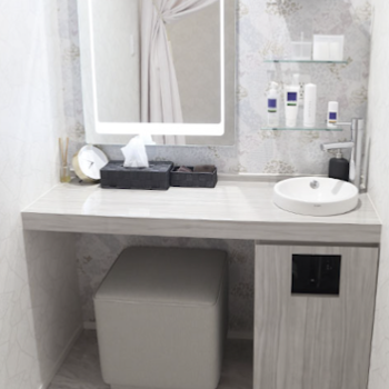 グラシアクリニック 福岡院の二重整形を受けた後のパウダールーム