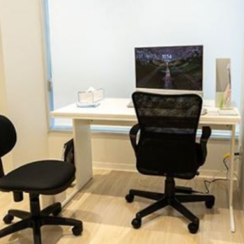 ルラ美容クリニック 福岡天神院の二重整形を受ける前の診察室