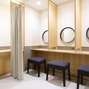 日本橋いろどり皮ふ科クリニックのシミ取りを受けた後のパウダールーム