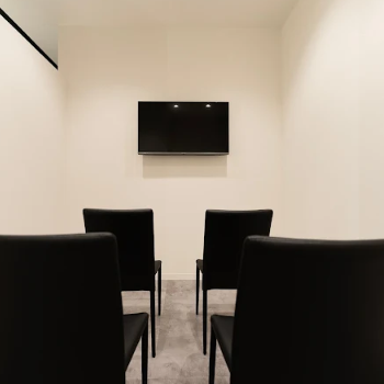 TCB東京中央美容外科 つくば院のほくろ除去を受ける前の待合室