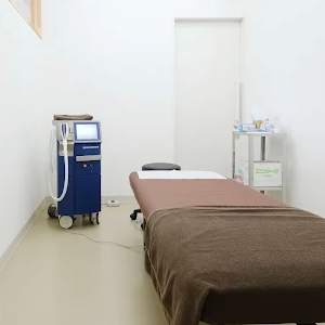 フラルクリニック 大阪梅田院のほくろ除去の施術室