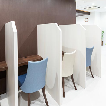 みらいビューティークリニック和歌山のほくろ除去を受ける前の待合室