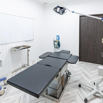 みらいビューティークリニック和歌山のほくろ除去を受ける施術室