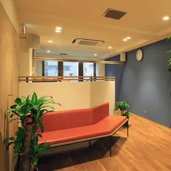 アムルーズ美容外科クリニック 横浜院の二重整形を受ける前の待合室