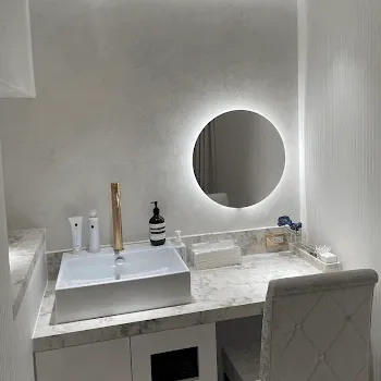 アリエル美容クリニック 横浜院の二重整形を受けた後のパウダールーム