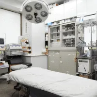 横浜すずきクリニックの二重整形を受ける施術室