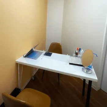 ヴィンテージビューティークリニック横浜の二重整形を受ける前のカウンセリングルーム