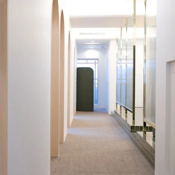 JUN CLINIC 横浜の院内の様子