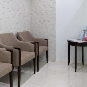 高須クリニック 横浜院のシミ取りを受ける前の待合室