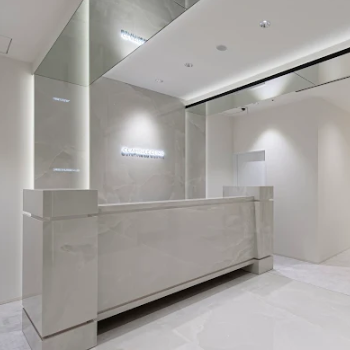 GLAMRULE CLINIC 銀座院の豊胸手術を受ける前の受付