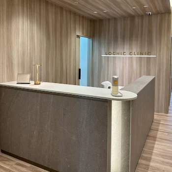 LOCHIC CLINICの豊胸手術を受ける前の受付