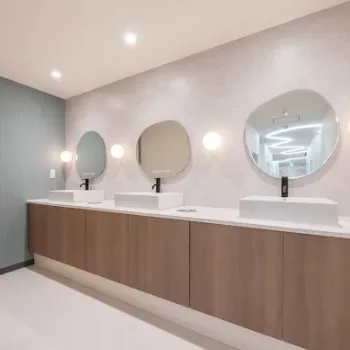 ペガサスクリニックの豊胸手術を受けた後のパウダールーム